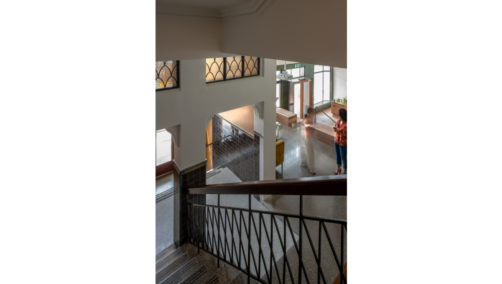 24 antipodes heritage stair looking towards retail