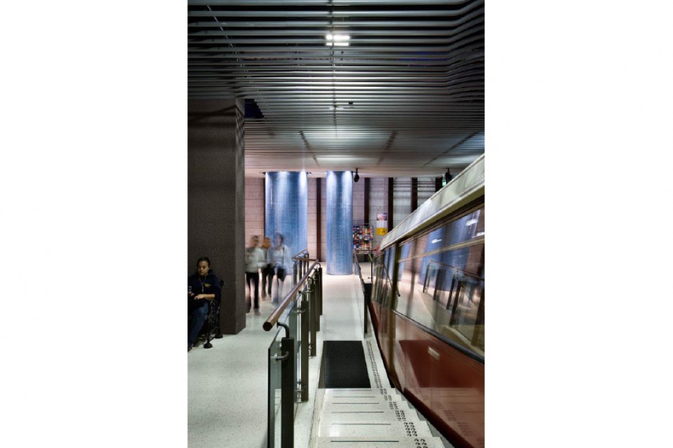 8 card travel wellington upgrade
